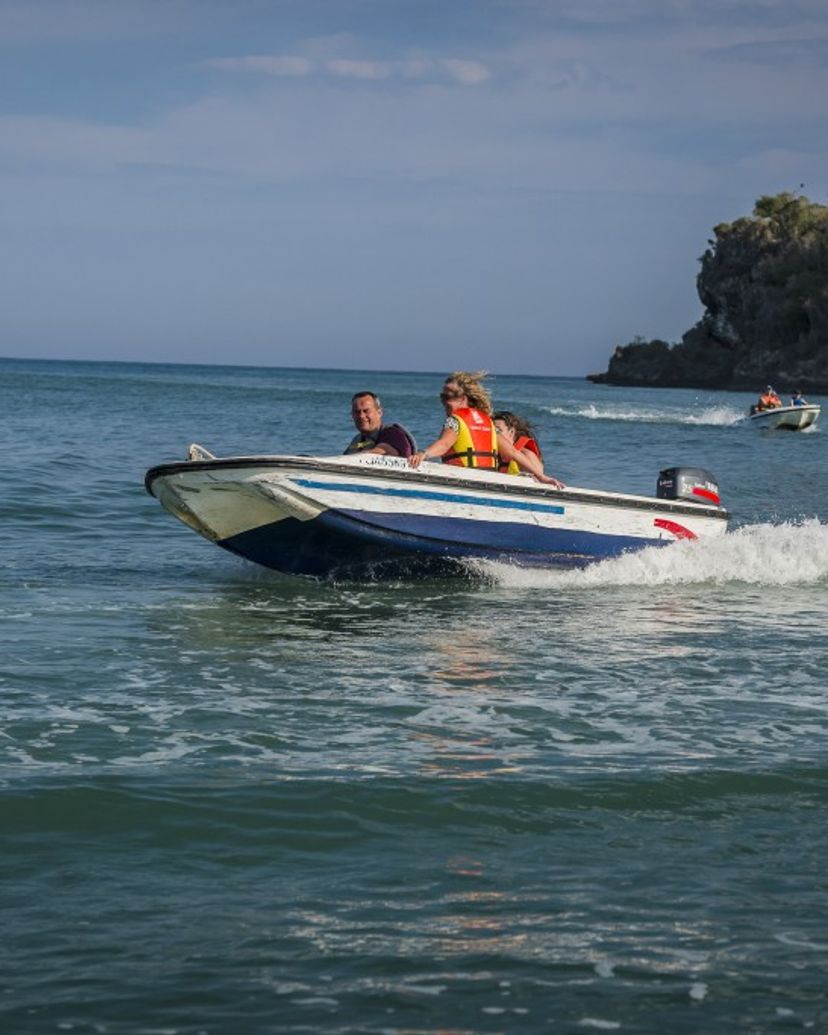 "BOAT ADVENTURE GIBARA" Tour, Holguín, Cuba.