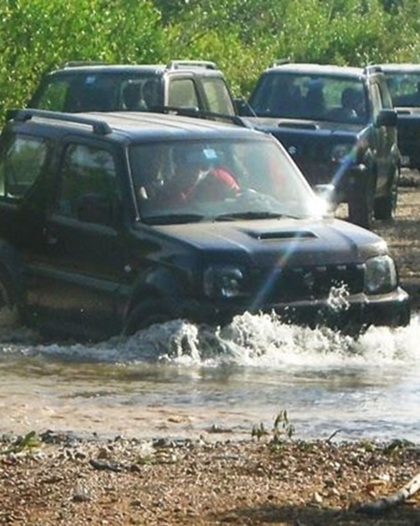 Jeep Safari “GREAT ADVENTURE TO LA COMANDANCIA GENERAL DE LA PLATA”