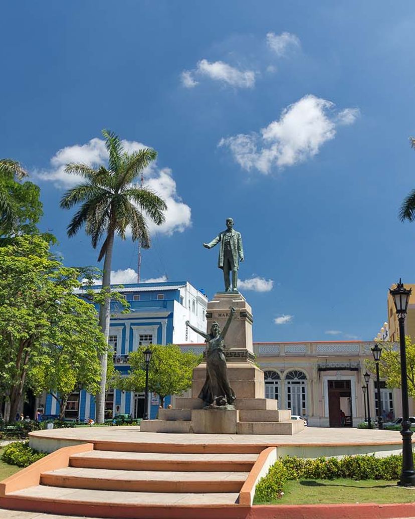 La Libertad central park, Matanzas city. “Matanzas 325” Tour