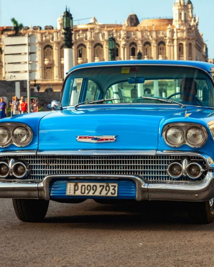 “TROPICANA CABARET SHOW “TROPICANA, OH HAVANA” IN AMERICAN CLASSIC CARS (HARD TOP - OPEN TOP)" Private Tour, Havana, Cuba.