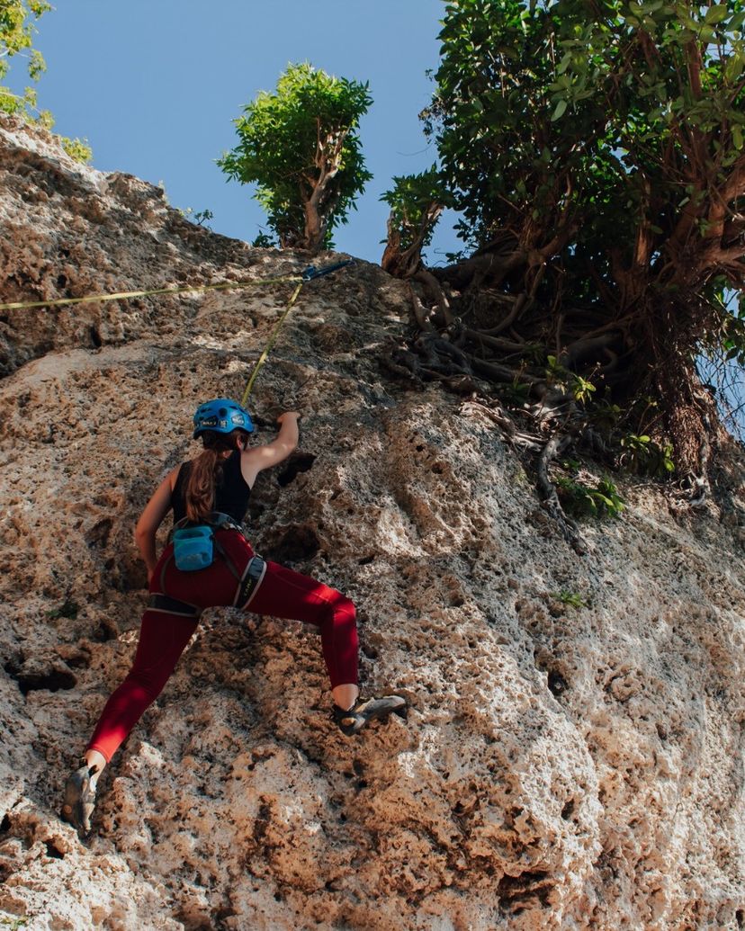 "SECTOR BOULDER HAVANA" Climbing tour