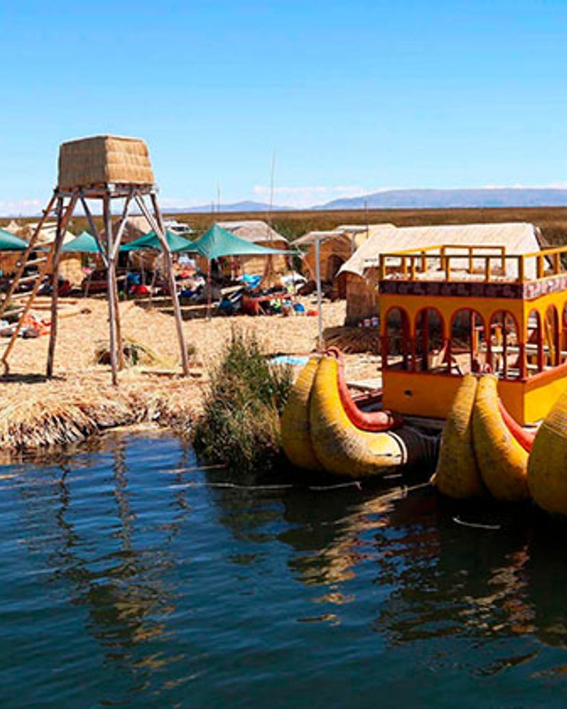 Uros Floating Islands, Peru