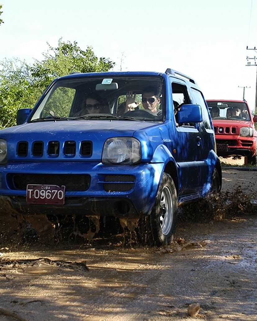 Jeep Safari “MOUNTAINE ADVENTURE & HISTORY”, Pinares de Mayarí, Holguín, Cuba.