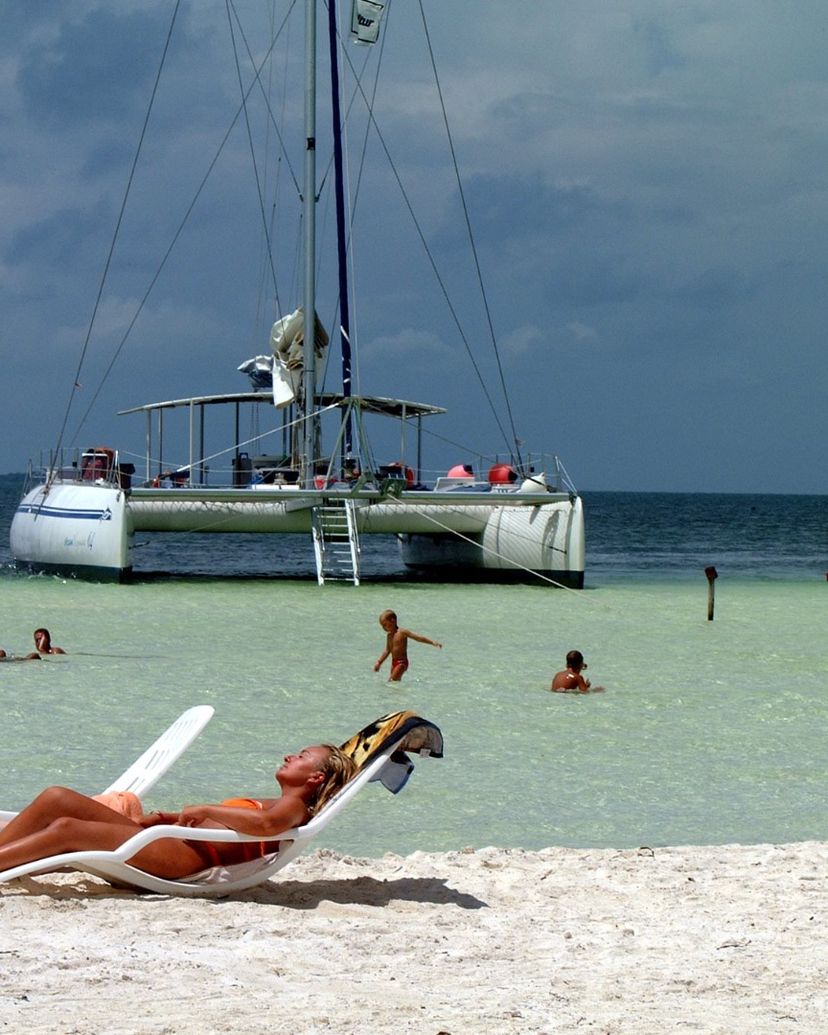 “SEAFARI CAYO BLANCO SUPERPLUS” Tour (includes swimming and interactive contact with dolphins), Varadero, Matanzas, Cuba.