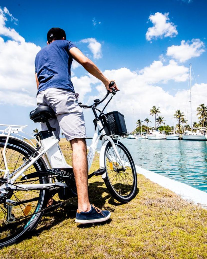 Marina Hemingway,  "Havana Campo - The unknown West" Bike Tour