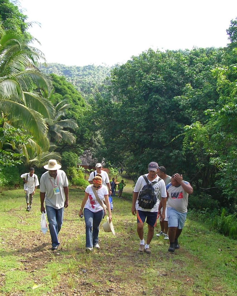 "TRAIL OF NIÑA BONITA - CAGUAGO" Trekking Tour