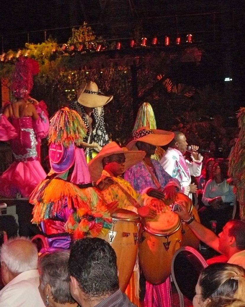 LAS ALTURAS DE SIMPSON Tropicana Varadero Cabaret Show, Matanzas, Cuba.