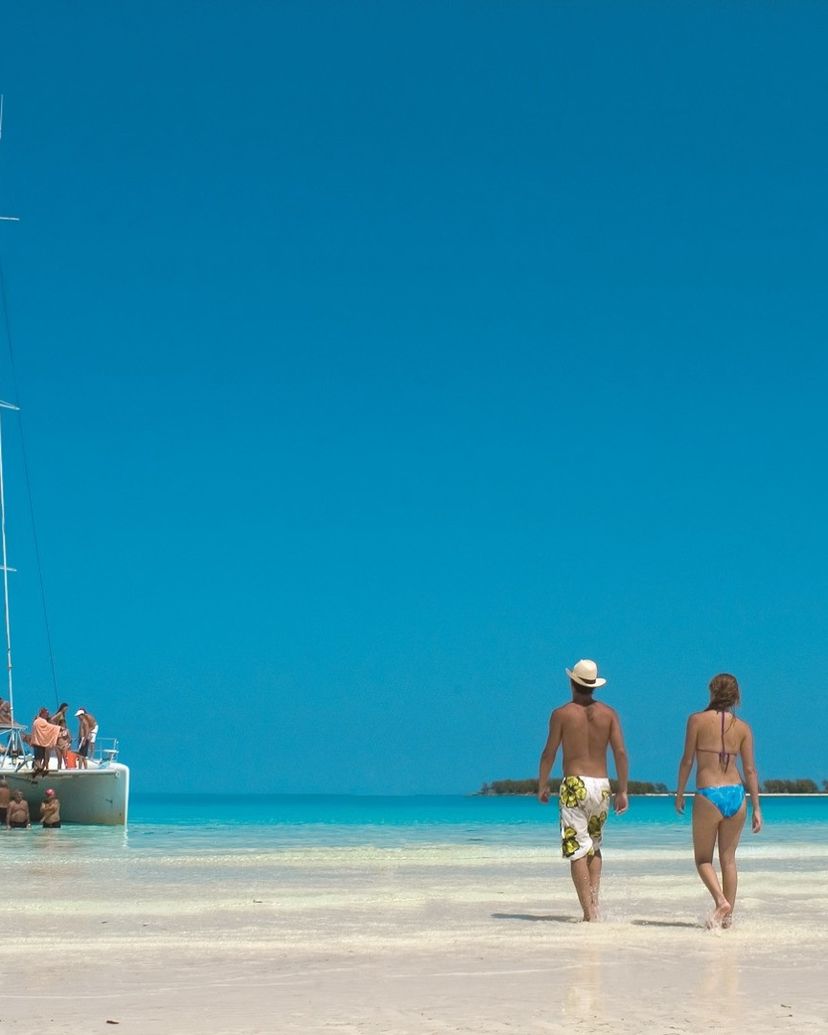 “SEAFARI CAYO MEDIA LUNA PLUS” Tour, Jardines del Rey, Ciego de Ávila, Cuba.