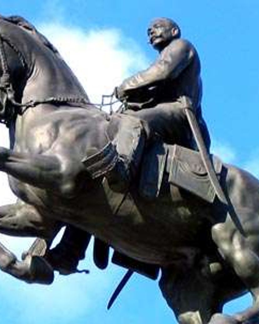 Antonio Maceo monument, Sculptural Havana tour