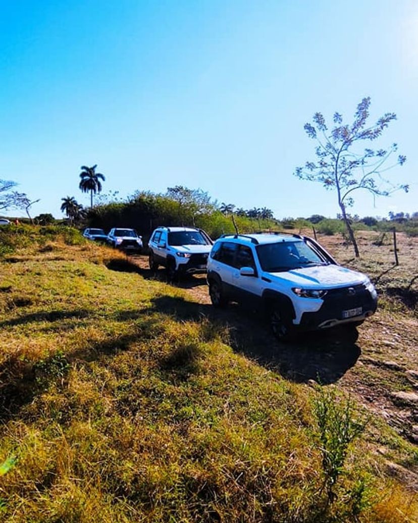 Jeep Safari “NATURE TOUR NICHO - CIENFUEGOS”