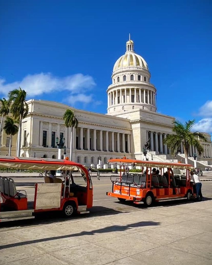 "PANORAMIC HAVANA TRAM CITY TOUR" Tour (Zone 2 - Miramar Pickup), La Habana, Cuba.