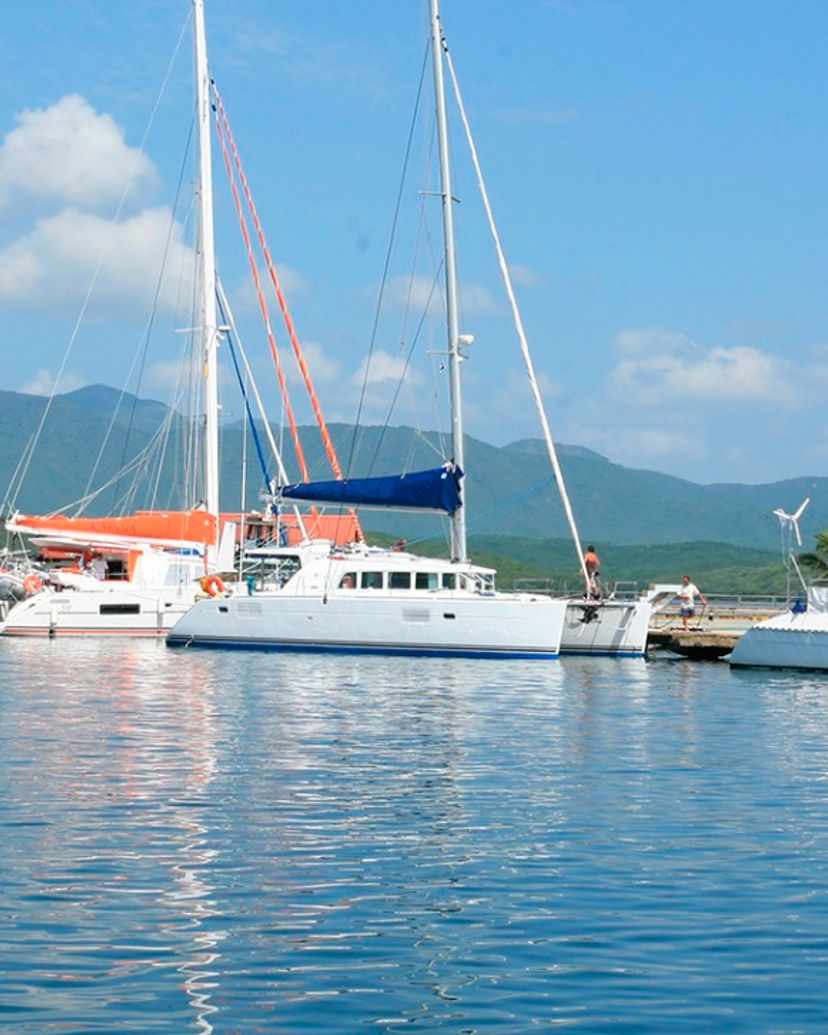 Boat trip in the Bay of Santiago