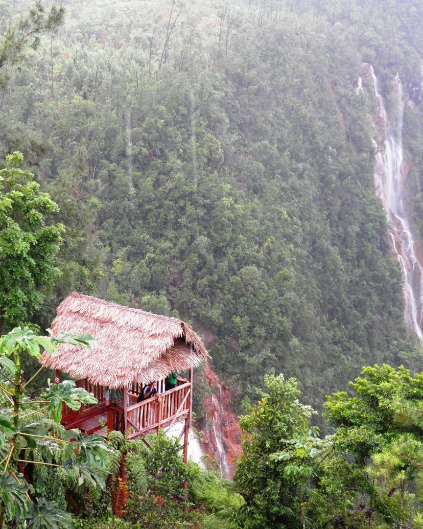 Guayabo Waterfall, Pinares de Mayarí, Holguín