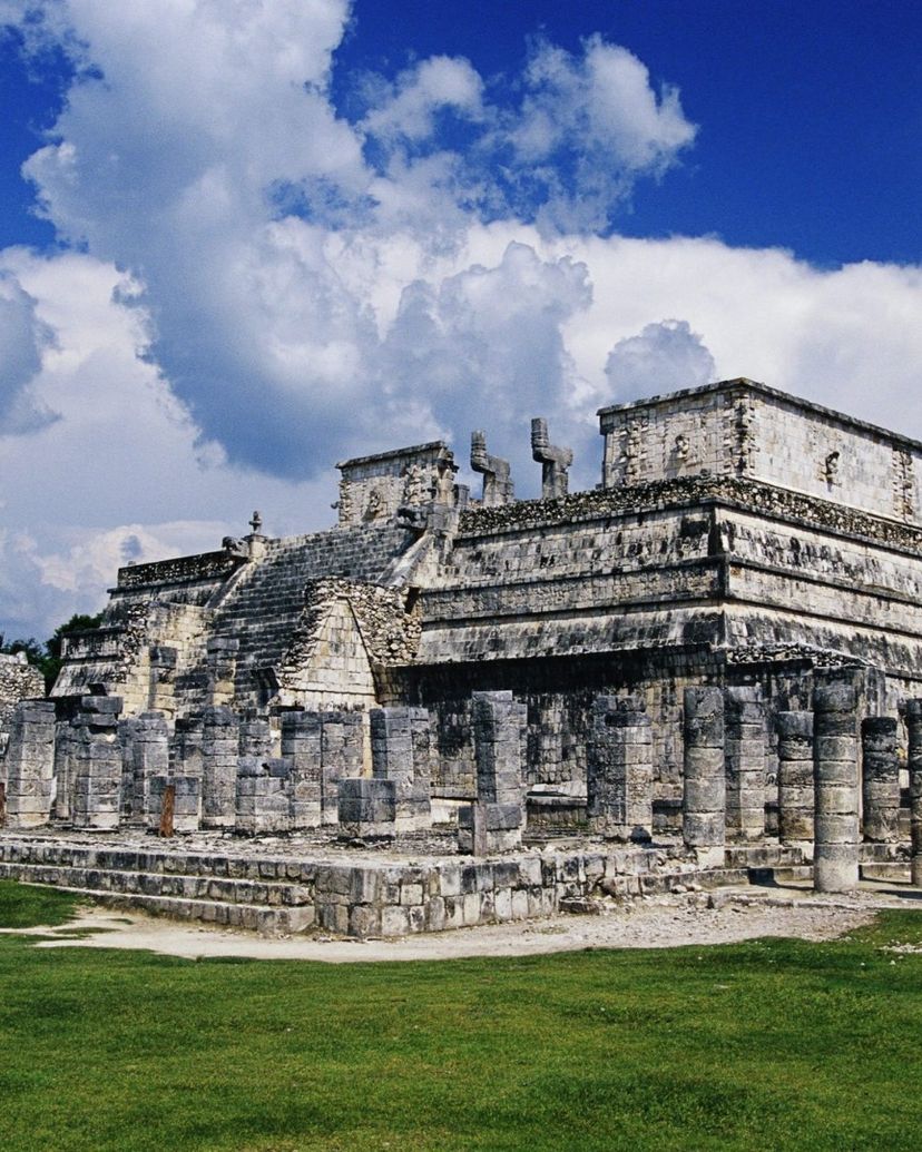 Panoramic view of the Temple of the Warriors in Chichen itza Archaeological Zone, Cancun, Mexico.