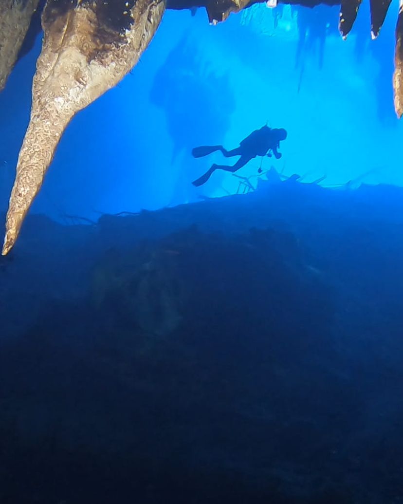 CAVERN COCODRILO, Bolondron, Matanzas, Cuba.