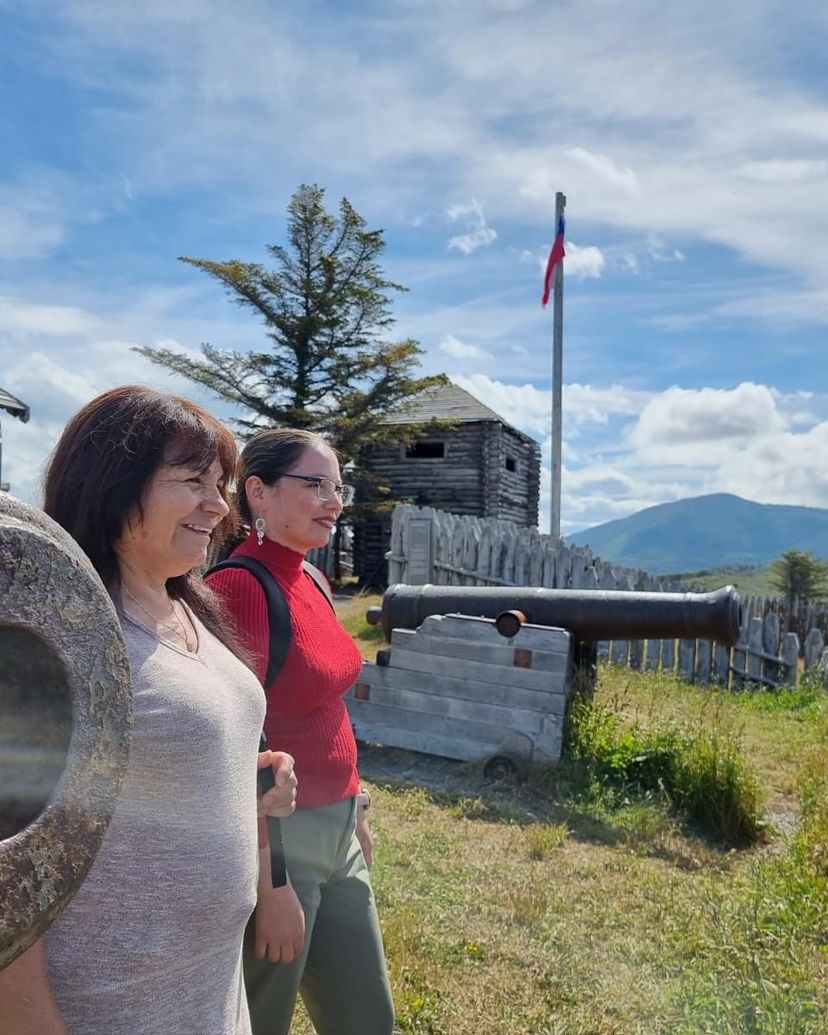 "HALF DAY FUERTE BULNES" Tour, Chile. 