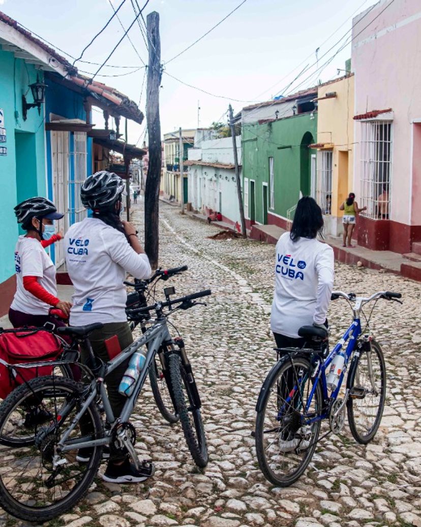 “TRINIDAD: VILLA AND NATURE + PALMITO WATERFALL” Cycling tour