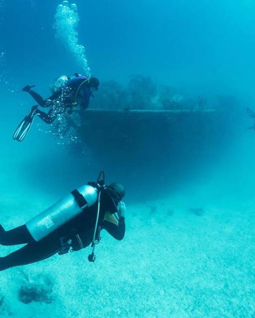 “SCUBA DIVING IN JARDINES DEL REY”
