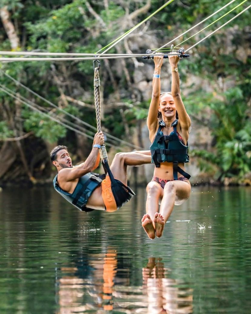 "Xenotes" Tour, XCARET PARK, Playa del Carmén, Quintana Roo.