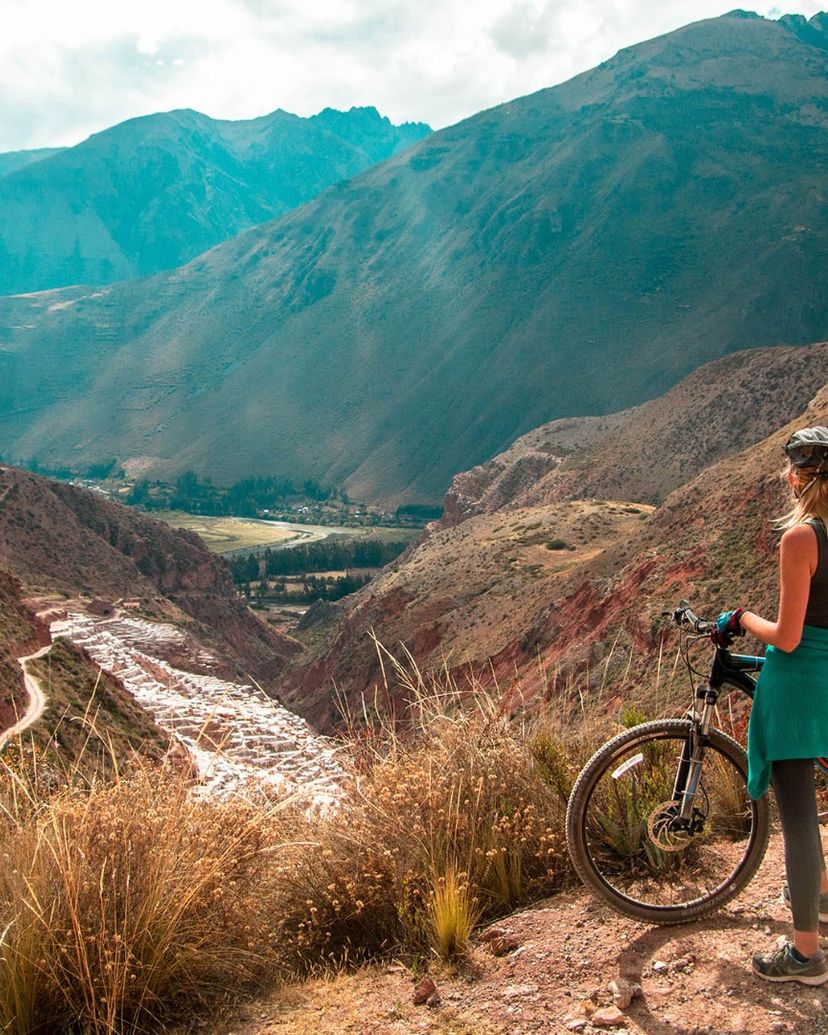 Bike tour to Maras Moray