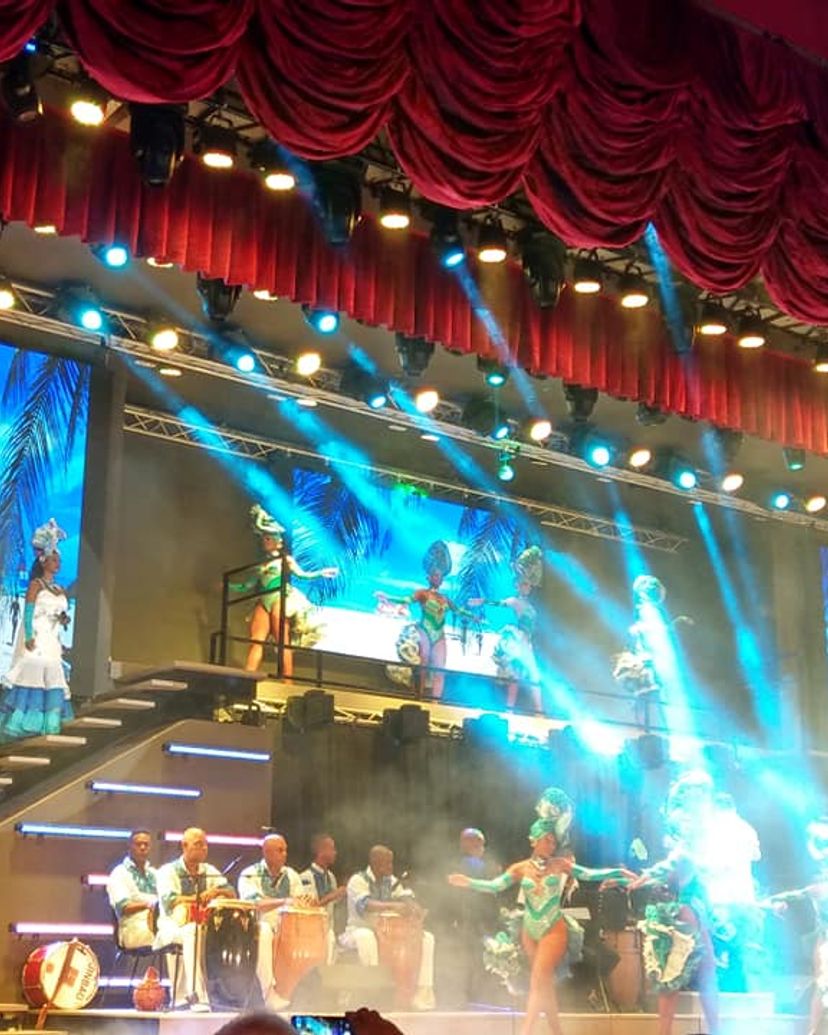 Continental Cabaret Show "Varadero: a party for the world", Varadero, Matanzas, Cuba.