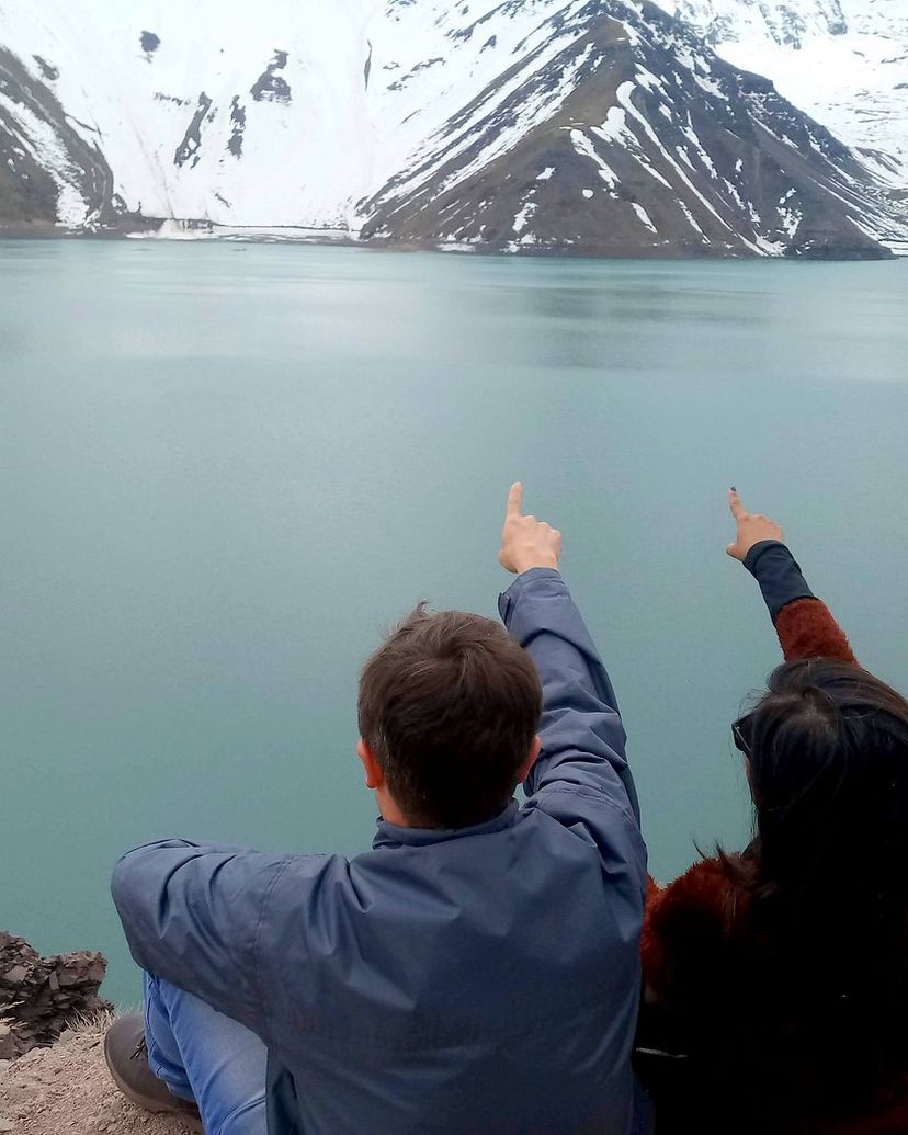“EL YESO RESERVOIR & BAÑOS COLINA HOT SPRINGS” Tour, El Morado National Park, Chile.