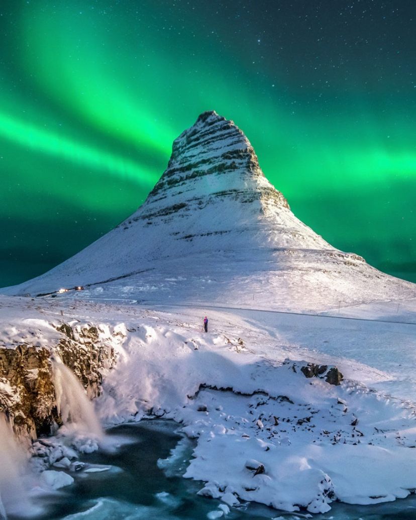 "NORTHERN LIGHTS IN ICELAND" Private Tour