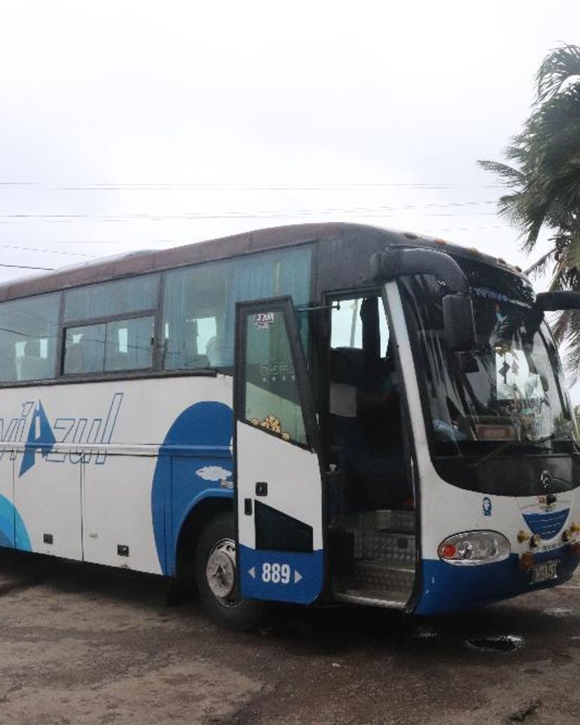 “VIAZUL CUBA: HAVANA / SANTA CLARA / SANCTI SPÍRITUS / CIEGO DE ÁVILA / CAMAGÜEY / LAS TUNAS / BAYAMO / SANTIAGO DE CUBA“ Collective Transfer Services
