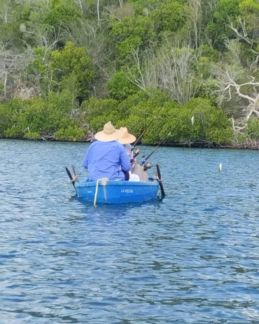 “BOTTOM FISHING IN BIOPARQUE ROCAZUL, BAHÍA DE NARANJO“ Tour, Holguín, Cuba.