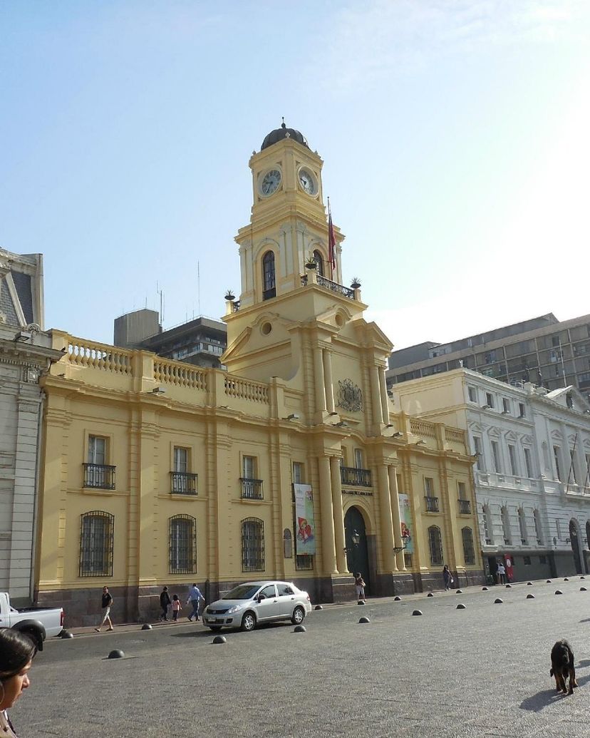 “SANTIAGO CITY TOUR + SAN CRISTÓBAL HILL” Tour, Chile.