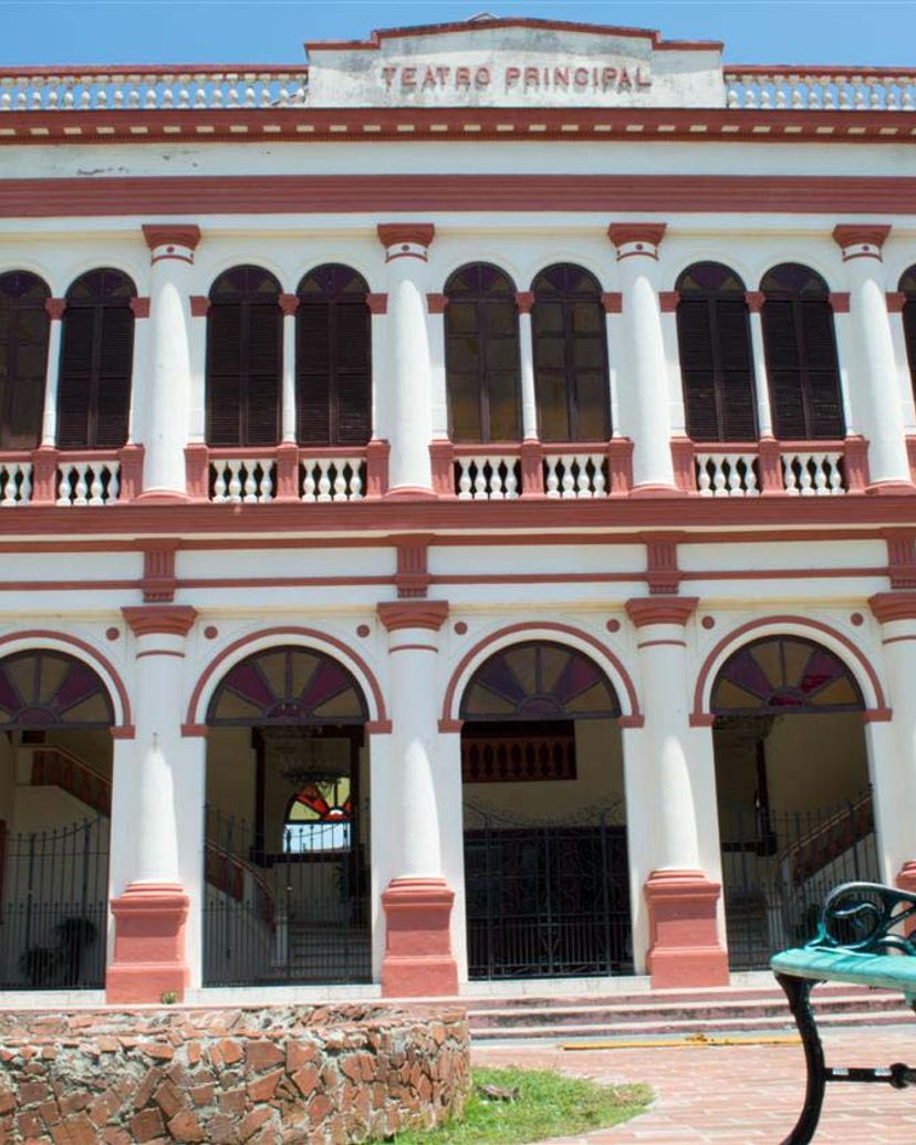Principal theatre panoramic view, Camagüey city