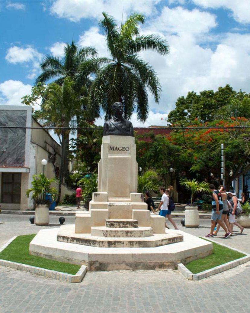 Antonio Maceo square panoramic view, Camagüey city