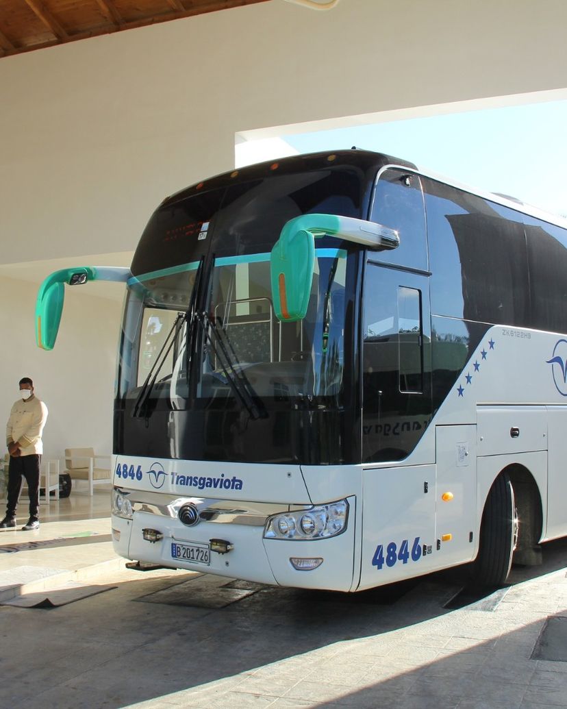 “CONECTANDO CUBA: HAVANA / PINAR DEL RÍO / VIÑALES“ (CC2 - A) Collective Transfer Services