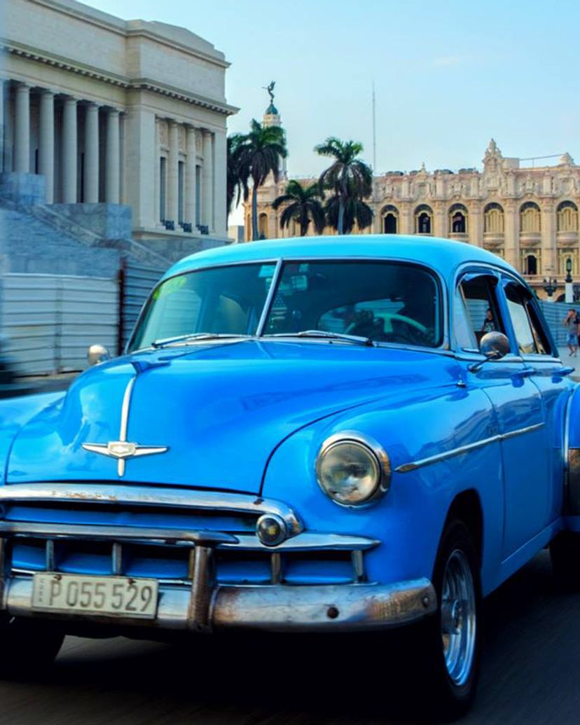 “Ride to Las Terrazas and Viñales in Old Fashion American Classic Cars” Tour