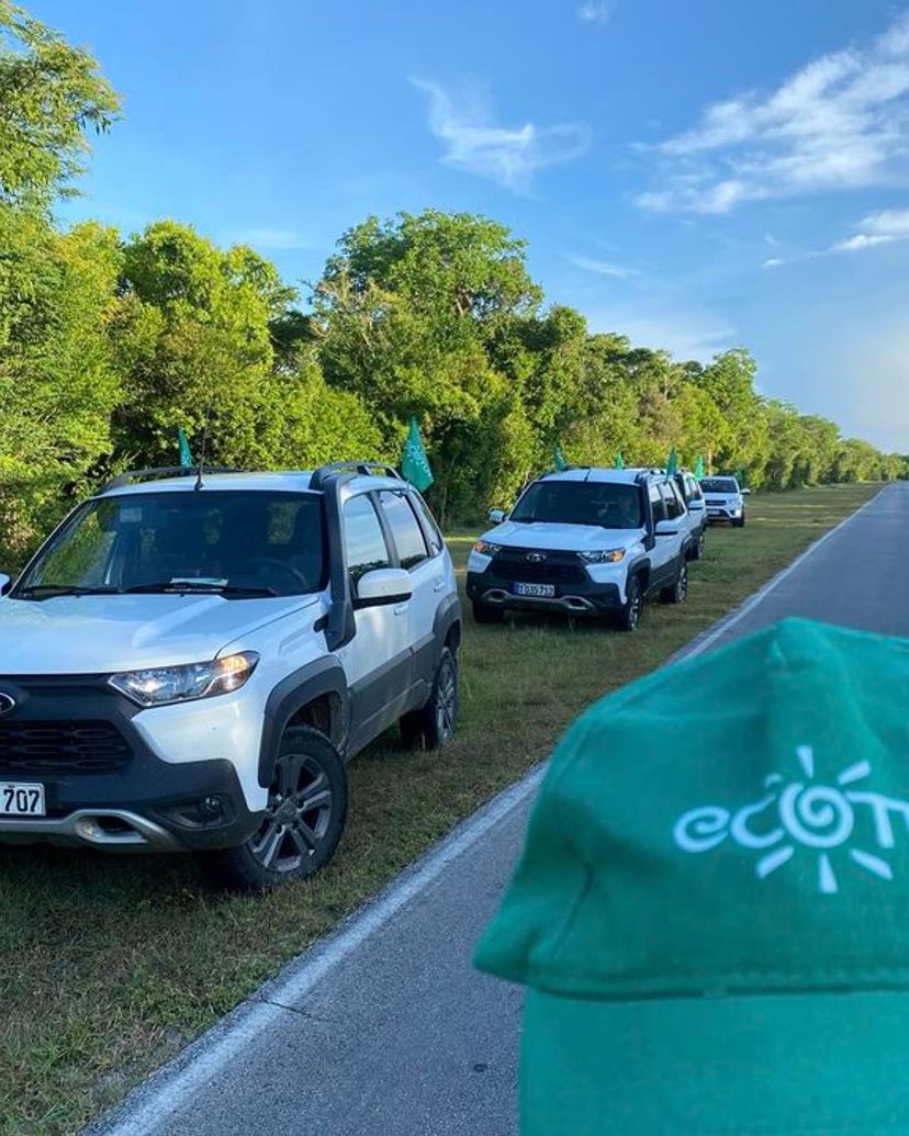 Jeep Safari "CIENFUEGOS - EL NICHO - TRINIDAD"