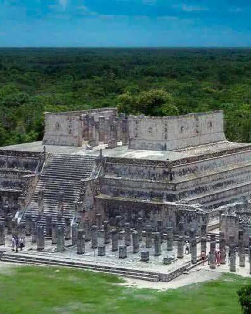 The Temple of The Warriors, Chichen Itza Archaeological Zone, Cancun. Mexico.