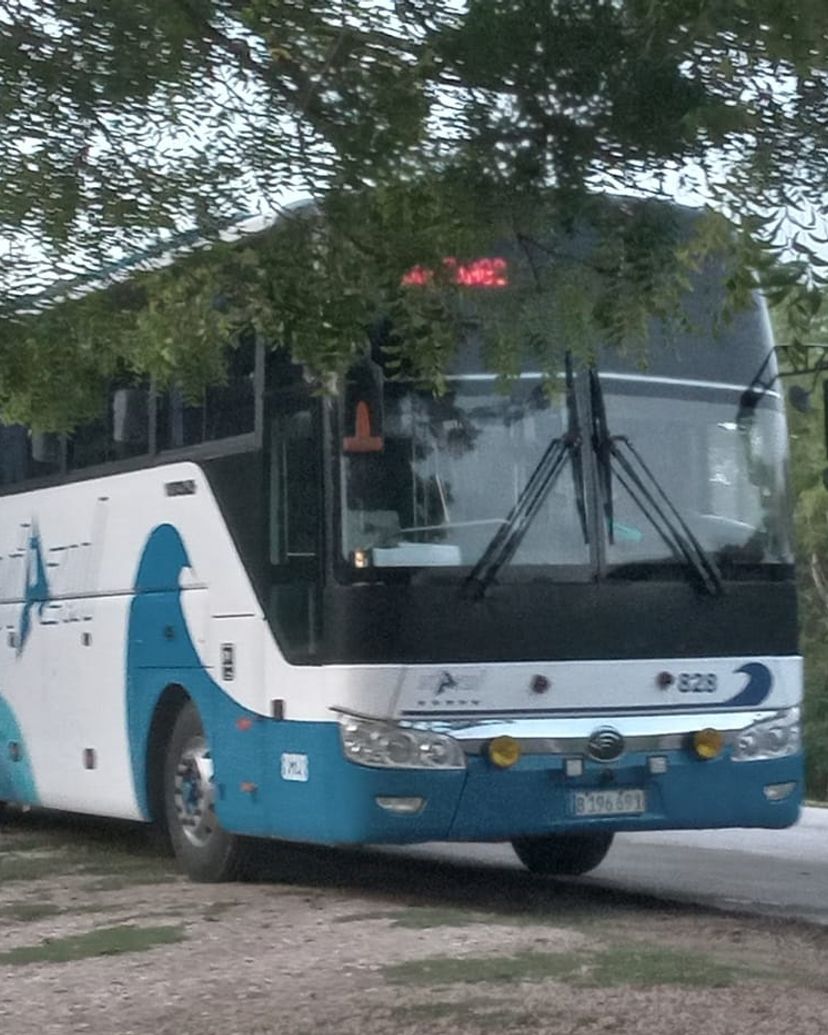 “VIAZUL CUBA: HOLGUÍN / LAS TUNAS / CAMAGÜEY / CIEGO DE ÁVILA / SANCTI SPÍRITUS / SANTA CLARA / HAVANA AIRPORT / HAVANA“ Collective Transfer Services