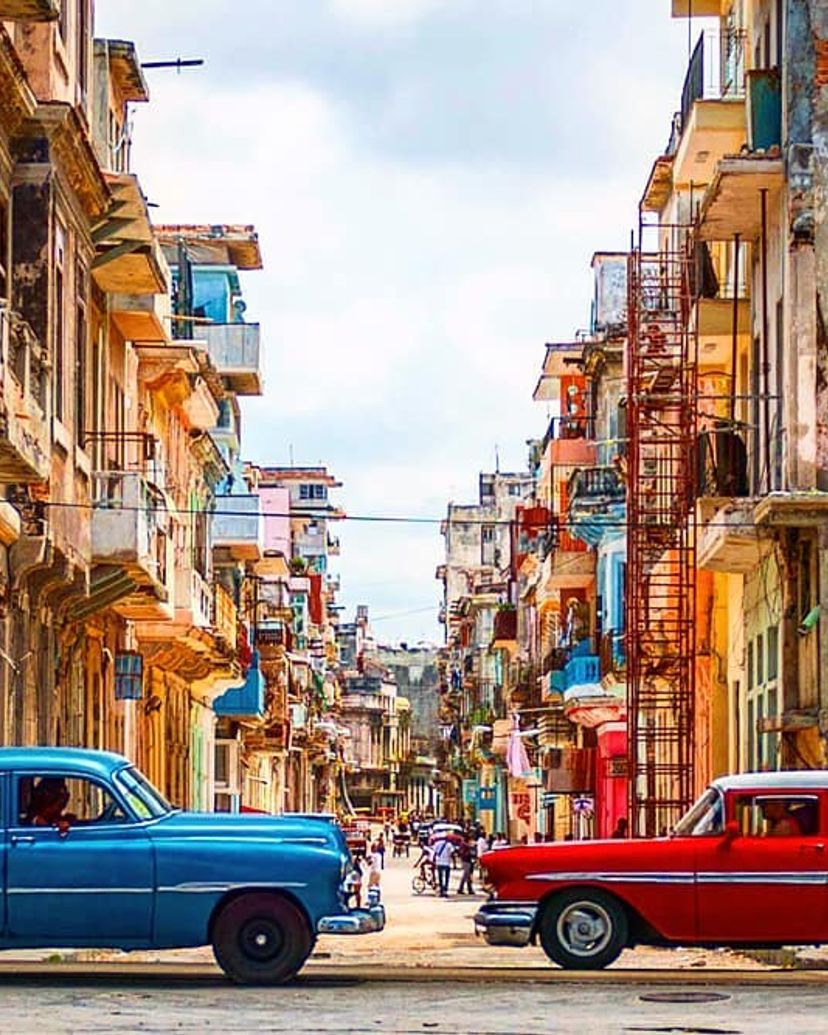 “COLLECTIVE RIDE FROM HAVANA TO TRINIDAD IN CLASSIC AMERICAN CARS” Tour (2 Days / 1 Night), Havana, Cuba.