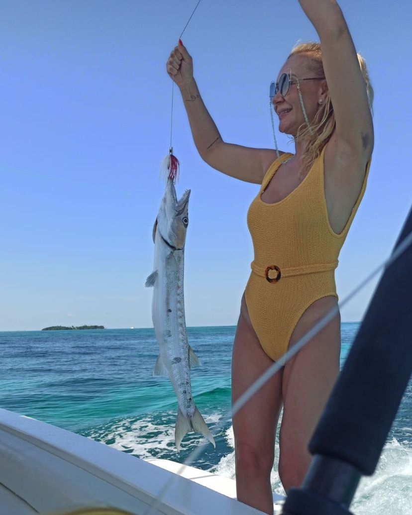 “BOTTOM FISHING IN PLAYA ANCÓN, TRINIDAD” Tour
