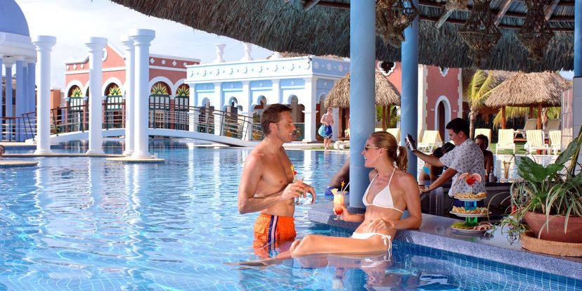 La Perla - Aqua Bar (Bar de la piscine)