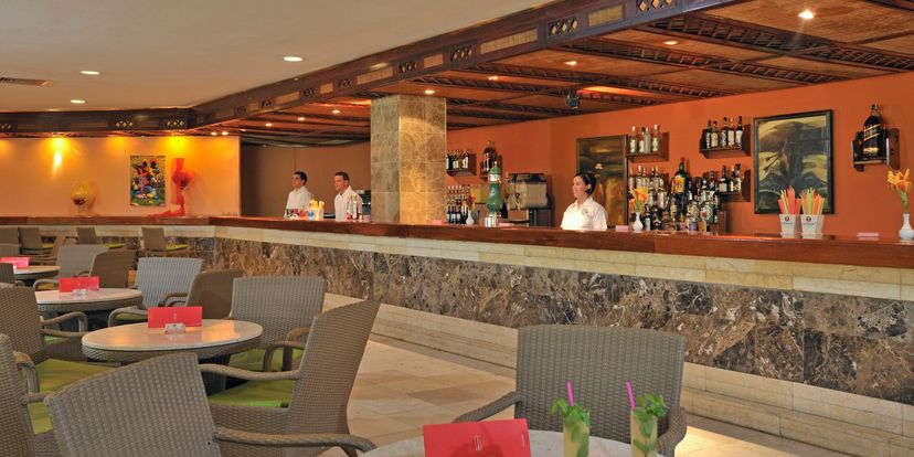 Cubitas - Lobby Bar