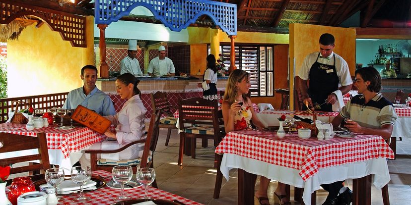 El Caribeño - Restaurant Grill