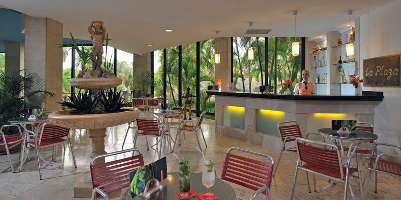La Plaza - Cocktail Bar