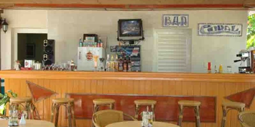 Coral - Pool Snack Bar