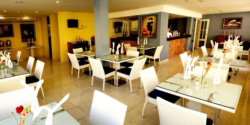 . - Restaurant