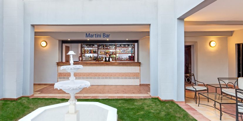 EL MARTINI - Cocktail Bar