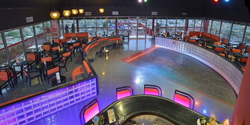 BELLO BAR - Pub