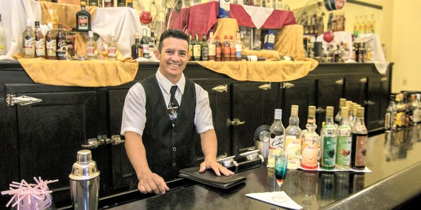 Bar