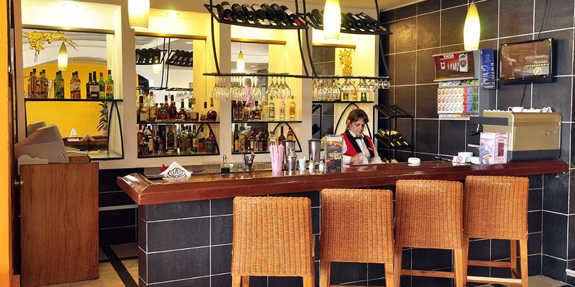 Lobby Bar