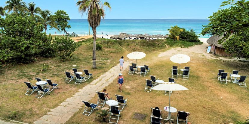 . - Bar de Plage